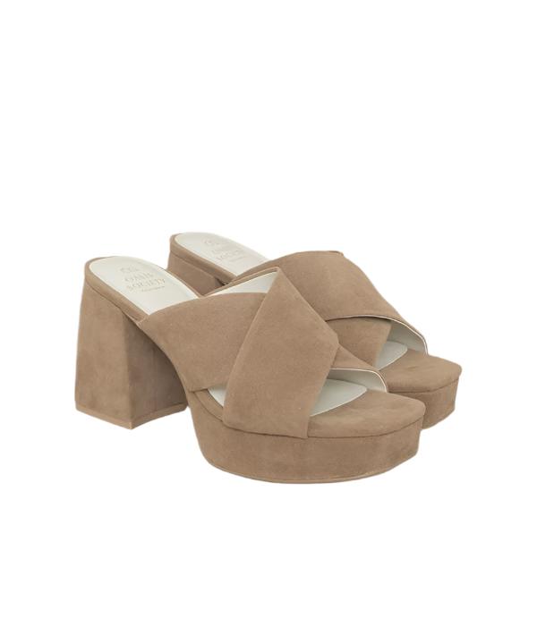 Oasis Society Carmen - Chunky Platform Mule Heel